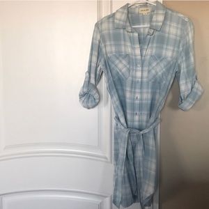 Anthropologie Cloth&Stone Sz M button up dress